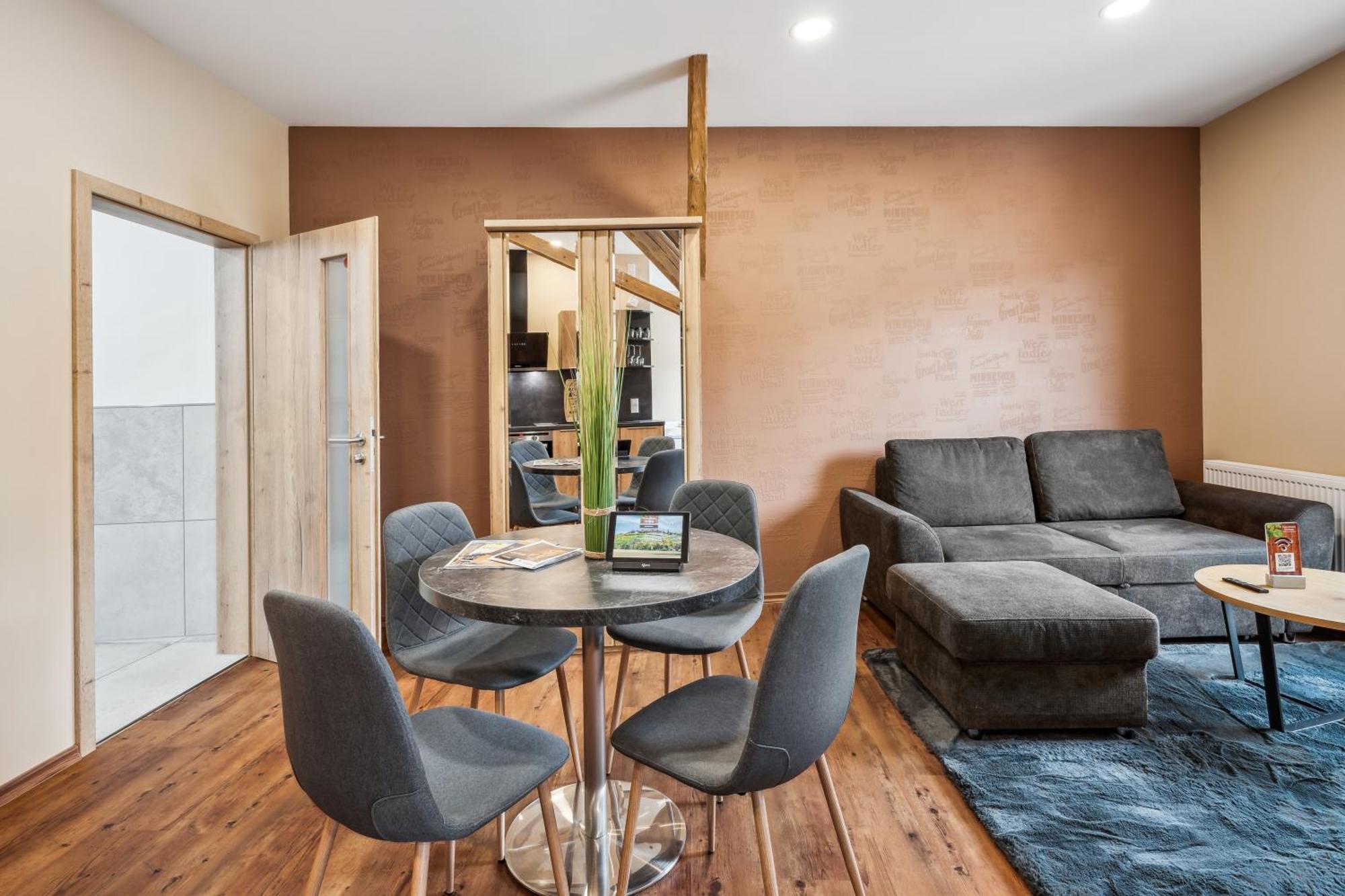 Apartmenthaus Schlag Naumbourg Extérieur photo
